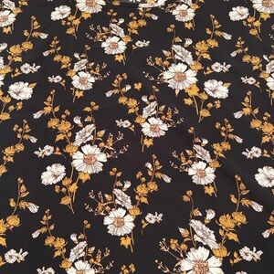 Bundle of 6 tops, leggings, turtleneck. Size medium.